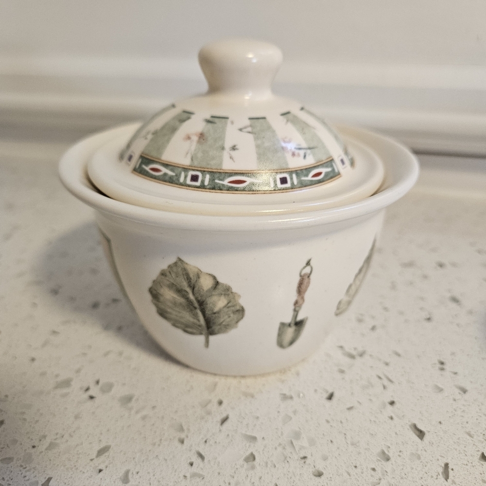 Pfaltzgraff Naturewood Lidded Bowl Sugar Bowl